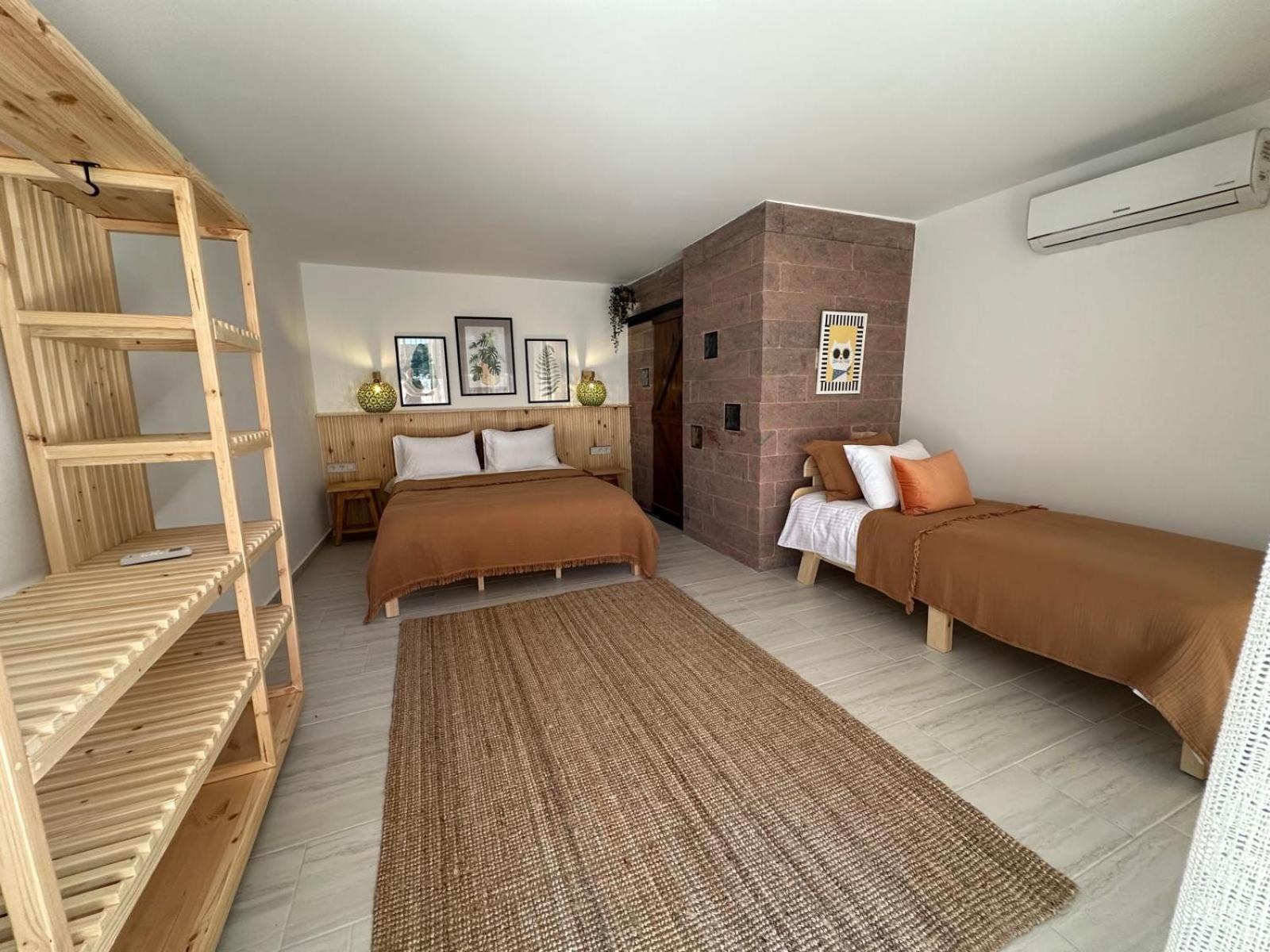 Monk Island Hotel อิซมีร์ ภายนอก รูปภาพ
